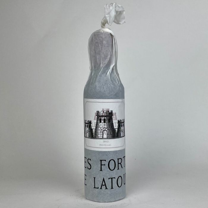 Les Forts de Latour 2012 half flesje - Bolomey Wijnimport