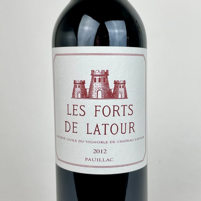Les Forts de Latour 2012 half flesje - Bolomey Wijnimport
