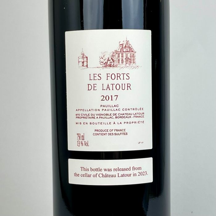 Les Forts de Latour 2017 - Bolomey Wijnimport Les Forts de Latour 2017 - Bolomey Wijnimport